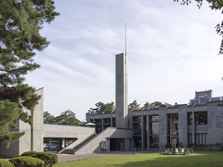 前川國男／弘前市民会館