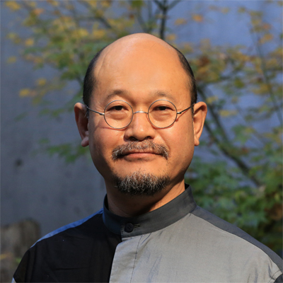 萬野光雄 建築家