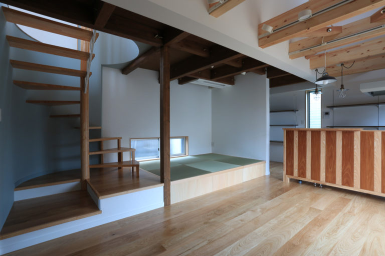 尖山の家
