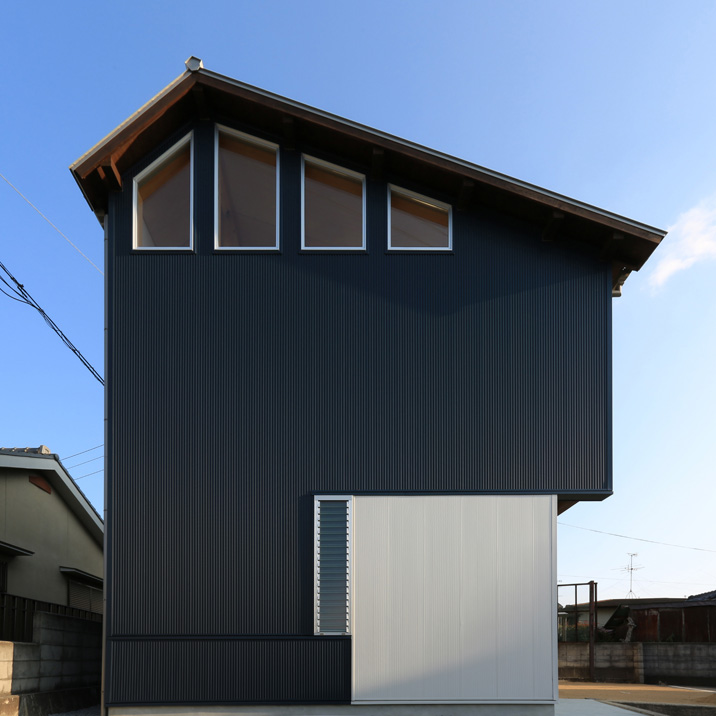 尖山の家